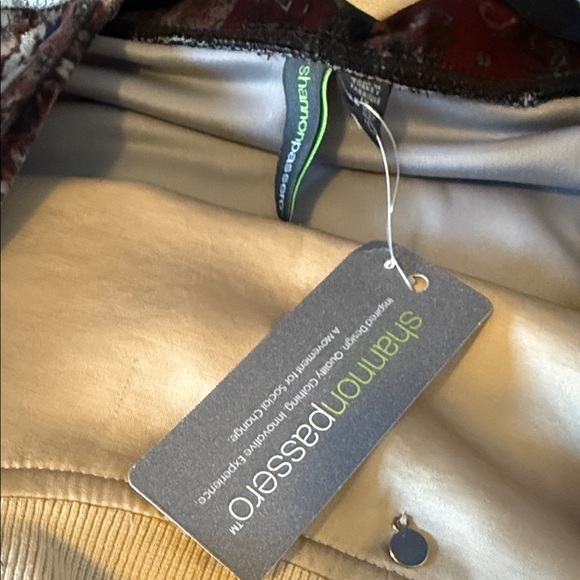 NWT Chic Multicolor Women's Cardigan Velvet Texture - Picture 8 of 8